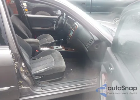 2004 Hyundai Sonata Gls/Lx z USA, uszkodzony, nr VIN KMHWF35H24A980013